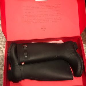 Tall hunter boots 👢HOLD FOR TRADE